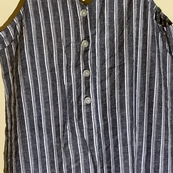 Lake & Dawn Striped Romper M - Picture 2 of 4